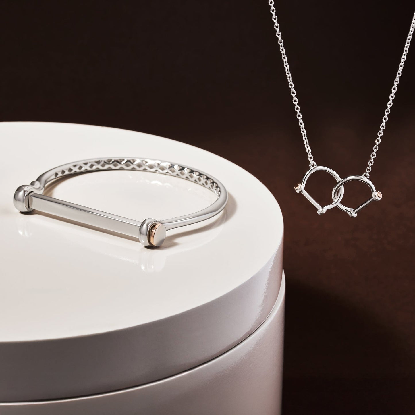 Royal Clogau® Sterling Silver Stirrup Necklace