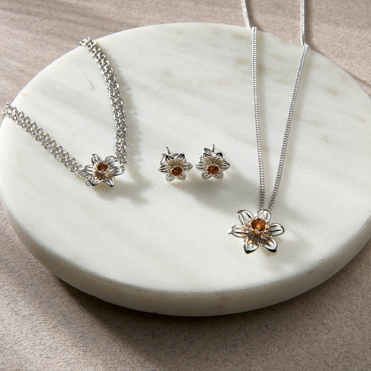 Nature's Wonder Sterling Silver Daffodil Stud Earrings
