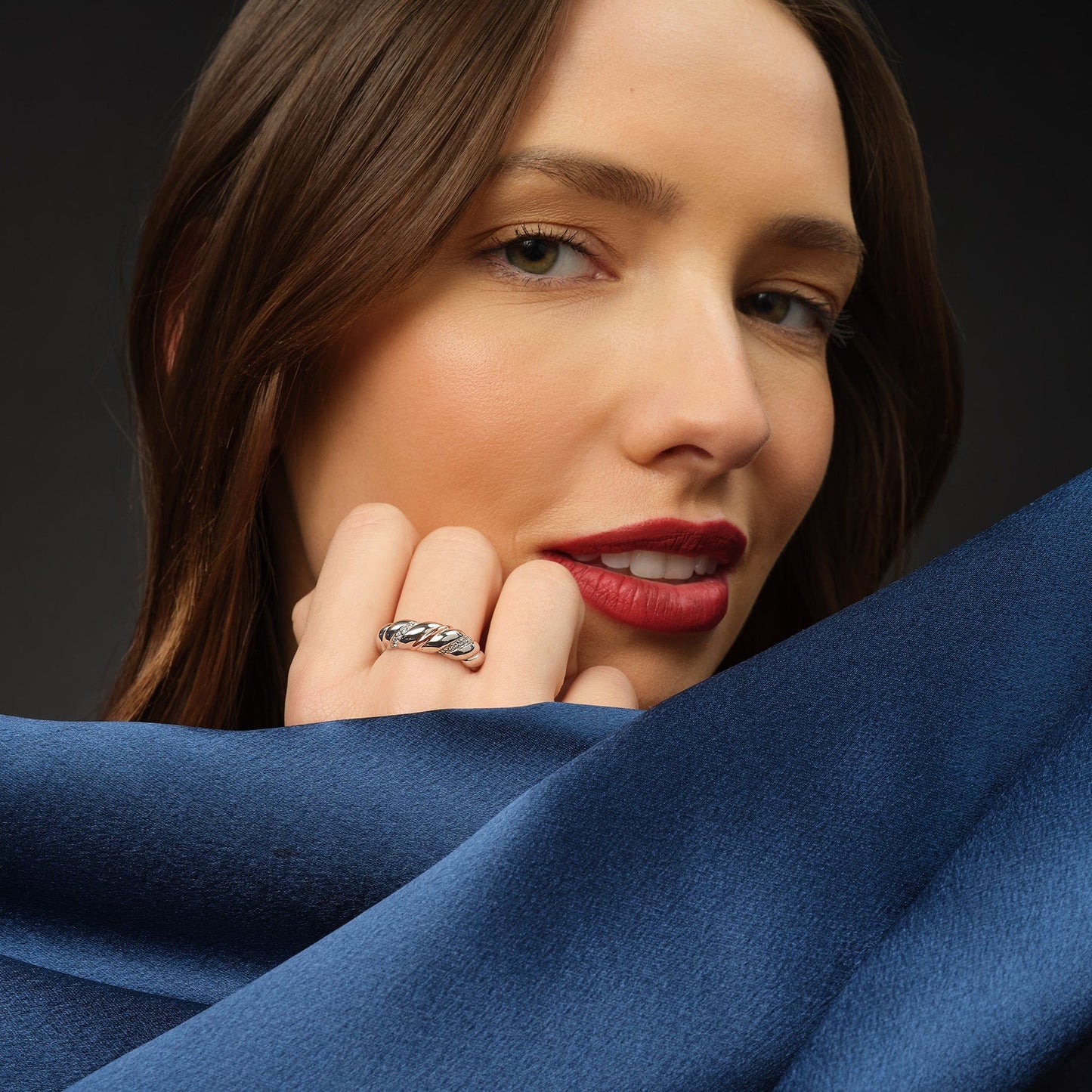 Lover’s Twist Silver Slim Ring