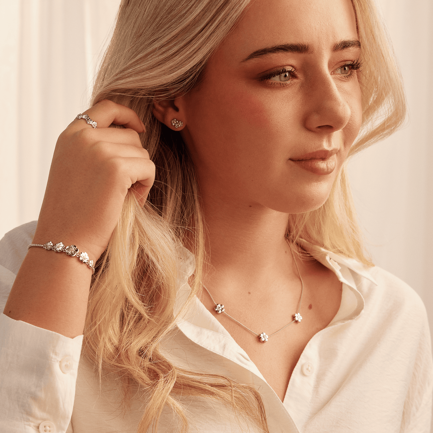 Nature's Wonder Sterling Silver Forget-Me-Not Cluster Stud Earrings with Swiss Blue Topaz