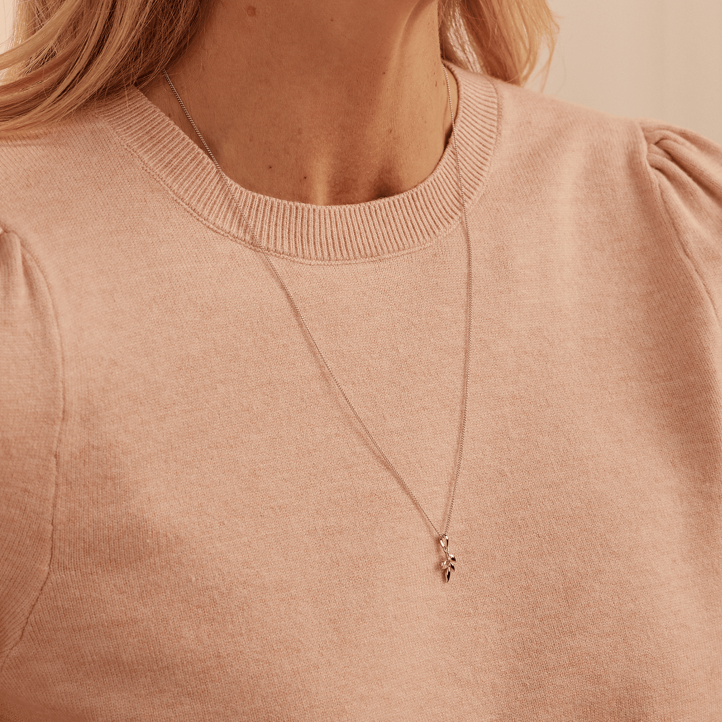 Royal Clogau® Sterling Silver Leaf Pendant with Topaz