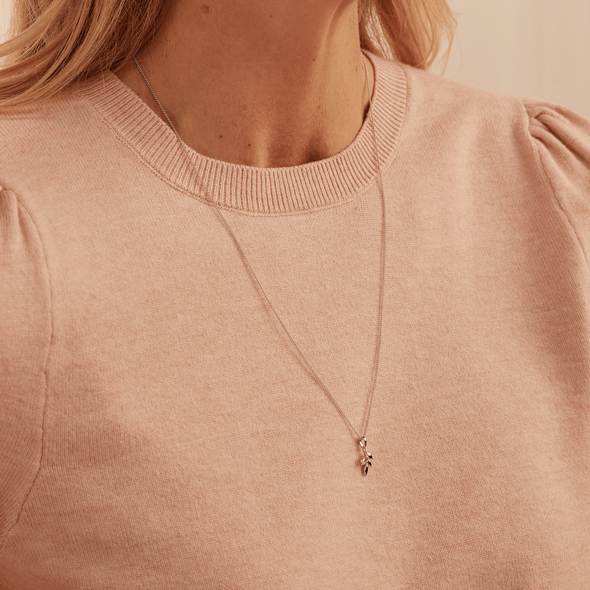 Royal Clogau® Sterling Silver Leaf Pendant with Topaz