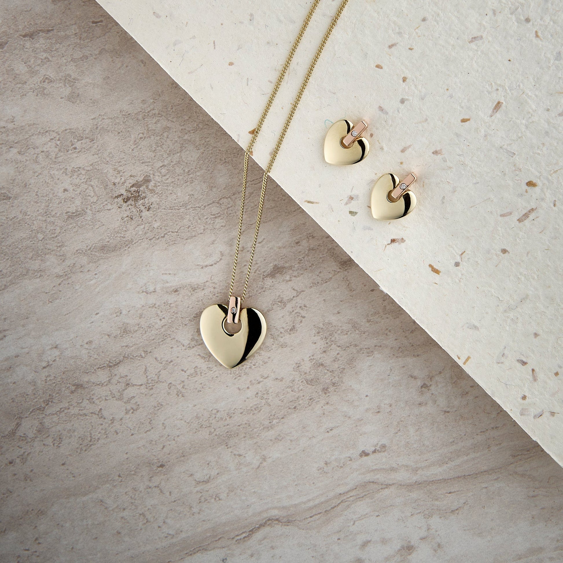 Cariad® 9ct Solid Gold Pendant with Diamond